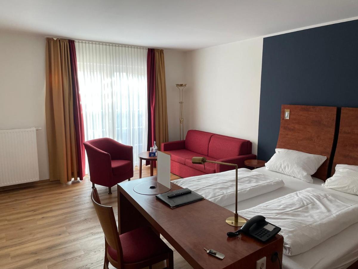 Hotel Osterkrug Гузум Екстер'єр фото